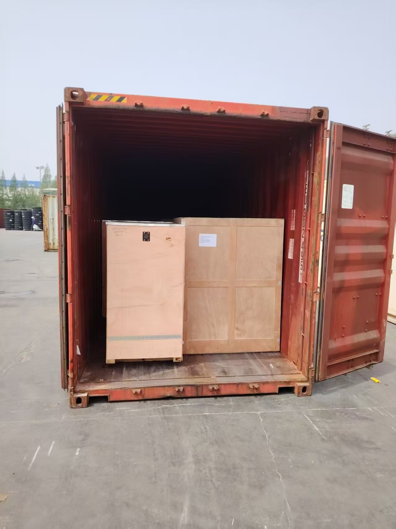 Semi-Automatic Hydraulic Power Hacksaw HS7125